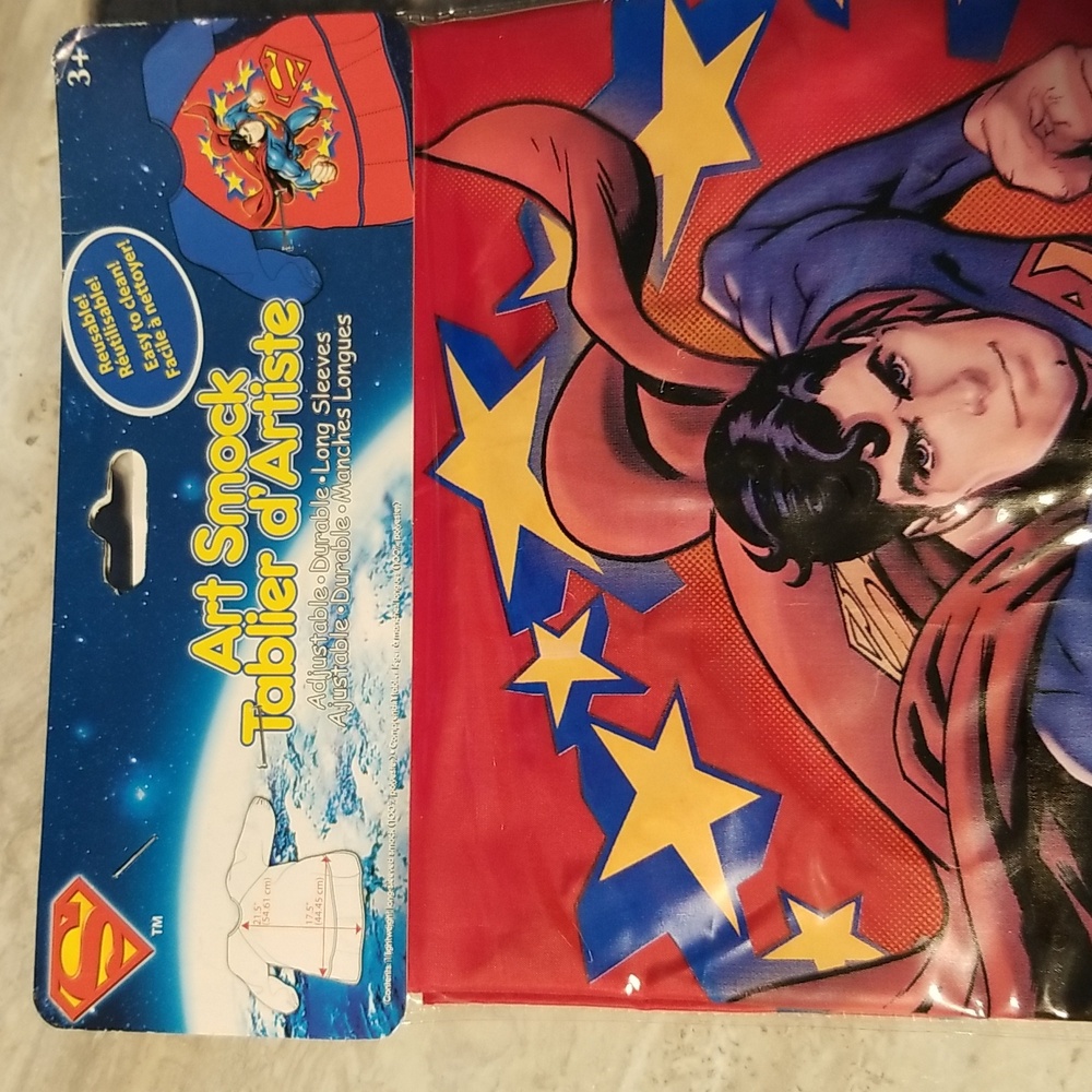 Nwts Superman art smock